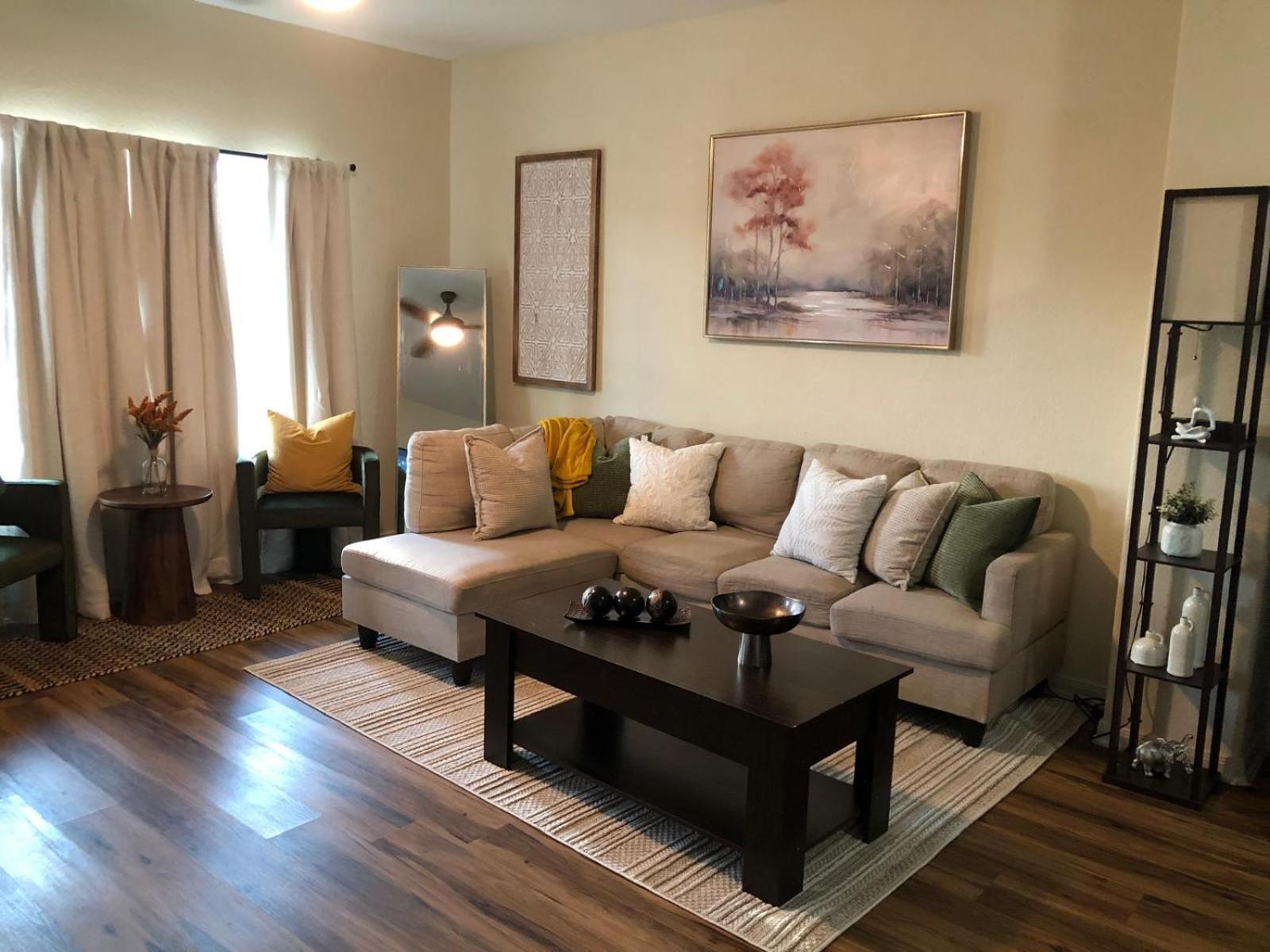 Spacious Villa Close To The Beach, 10 Sleeps 갤버스턴 외부 사진