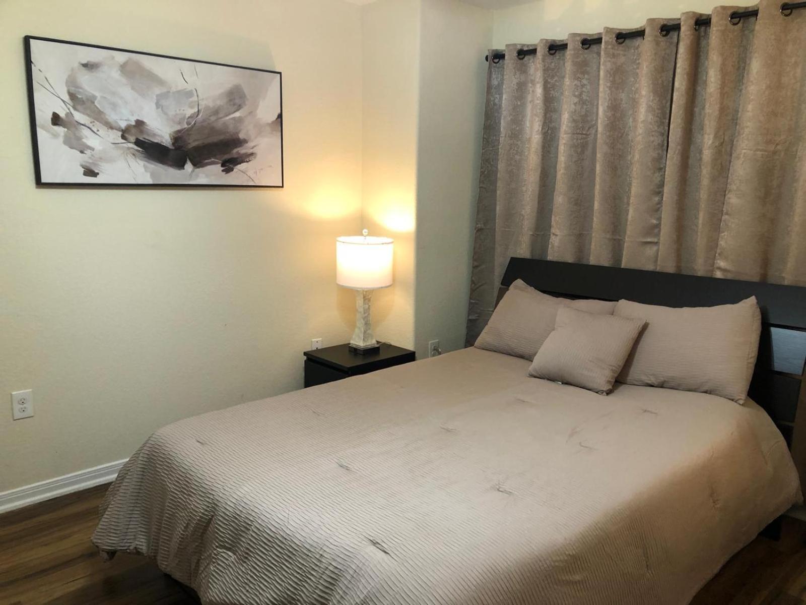 Spacious Villa Close To The Beach, 10 Sleeps 갤버스턴 외부 사진